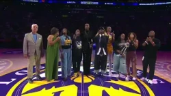 LA Sparks reunite 2016 championship team at halftime of season finale | WNBA on ESPN
